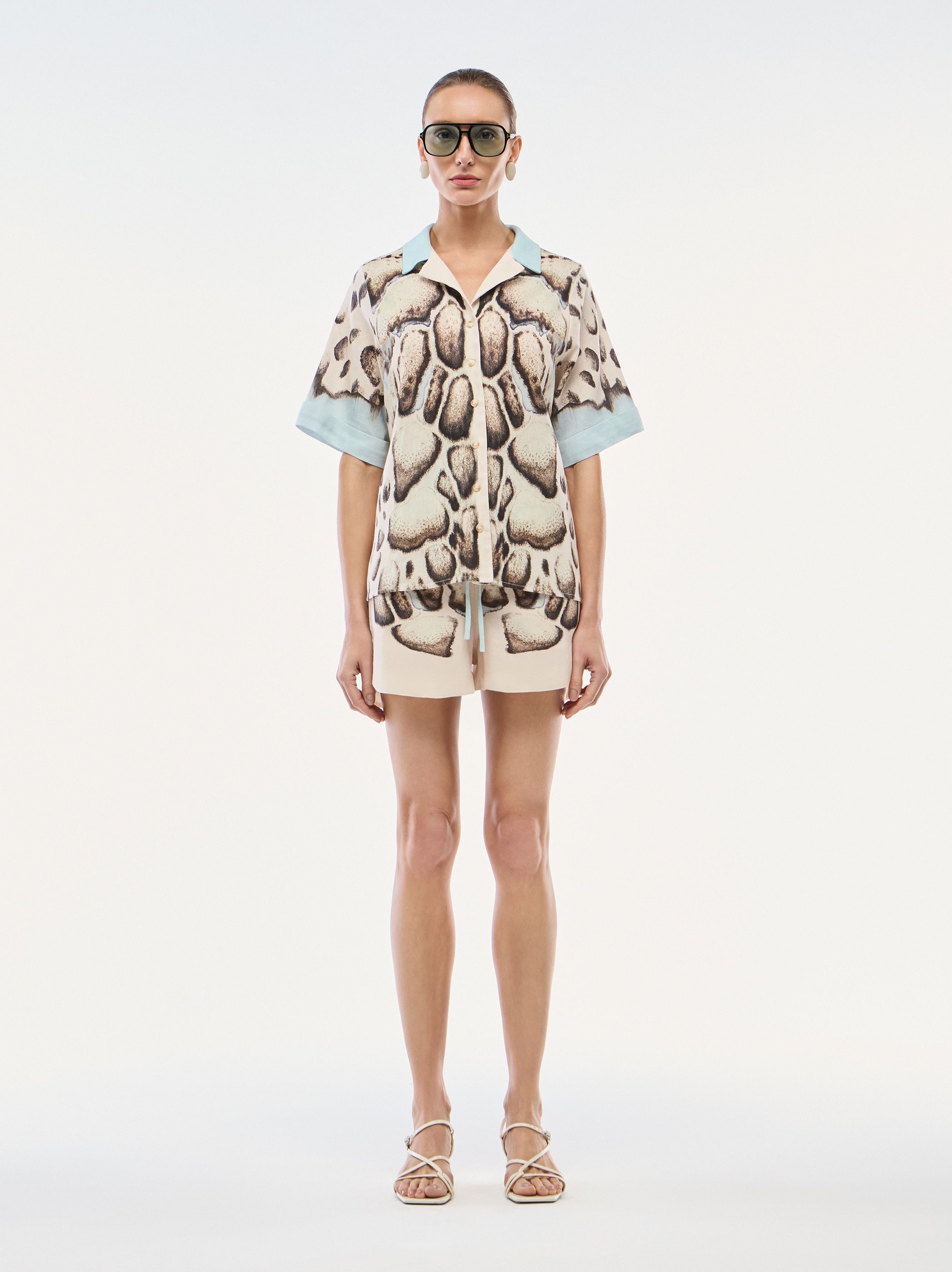 SHORTS LINHO SKIN BARRADO