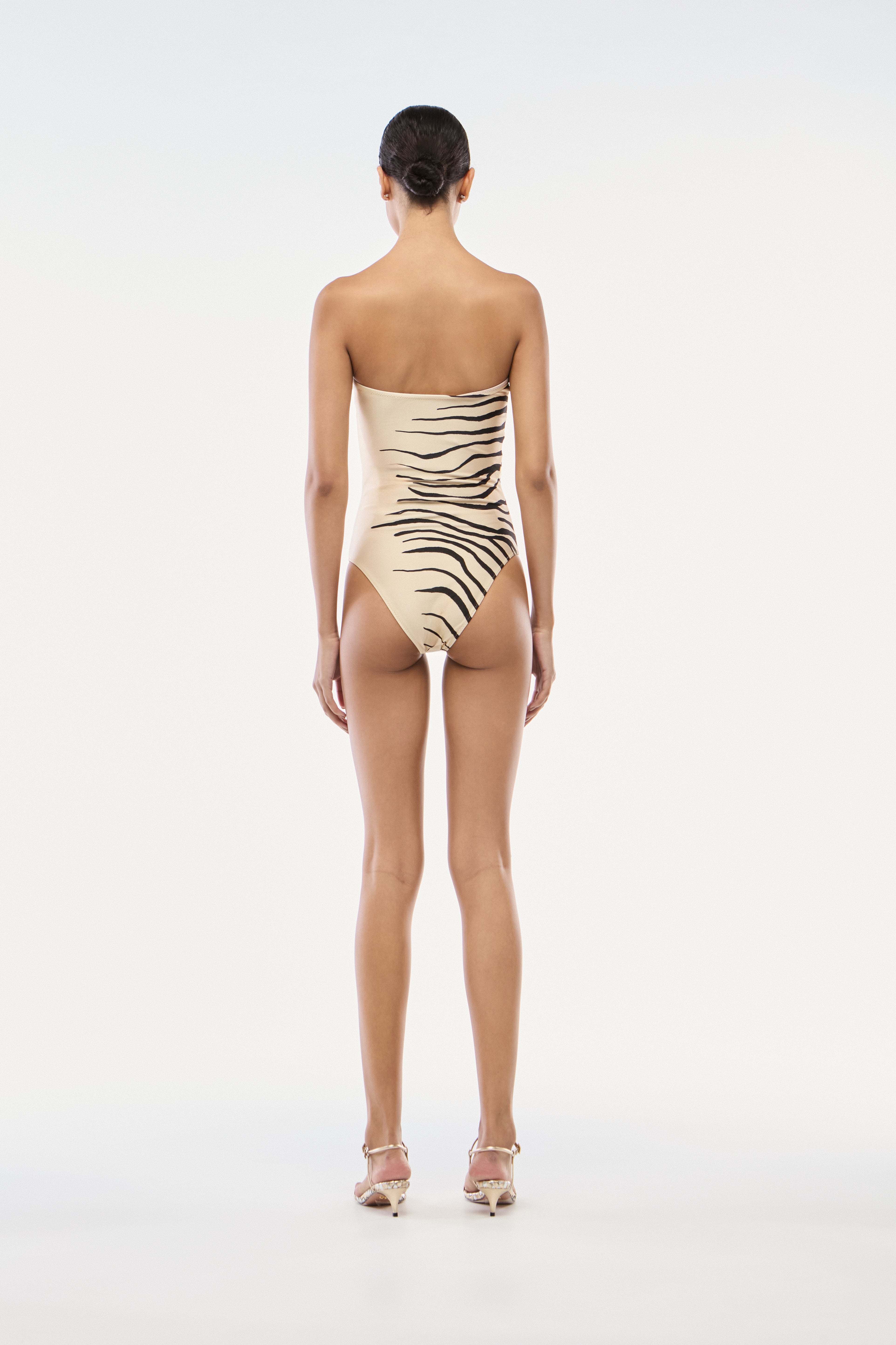 MAIÔ SEM ALÇA ZEBRA MONO PRETO