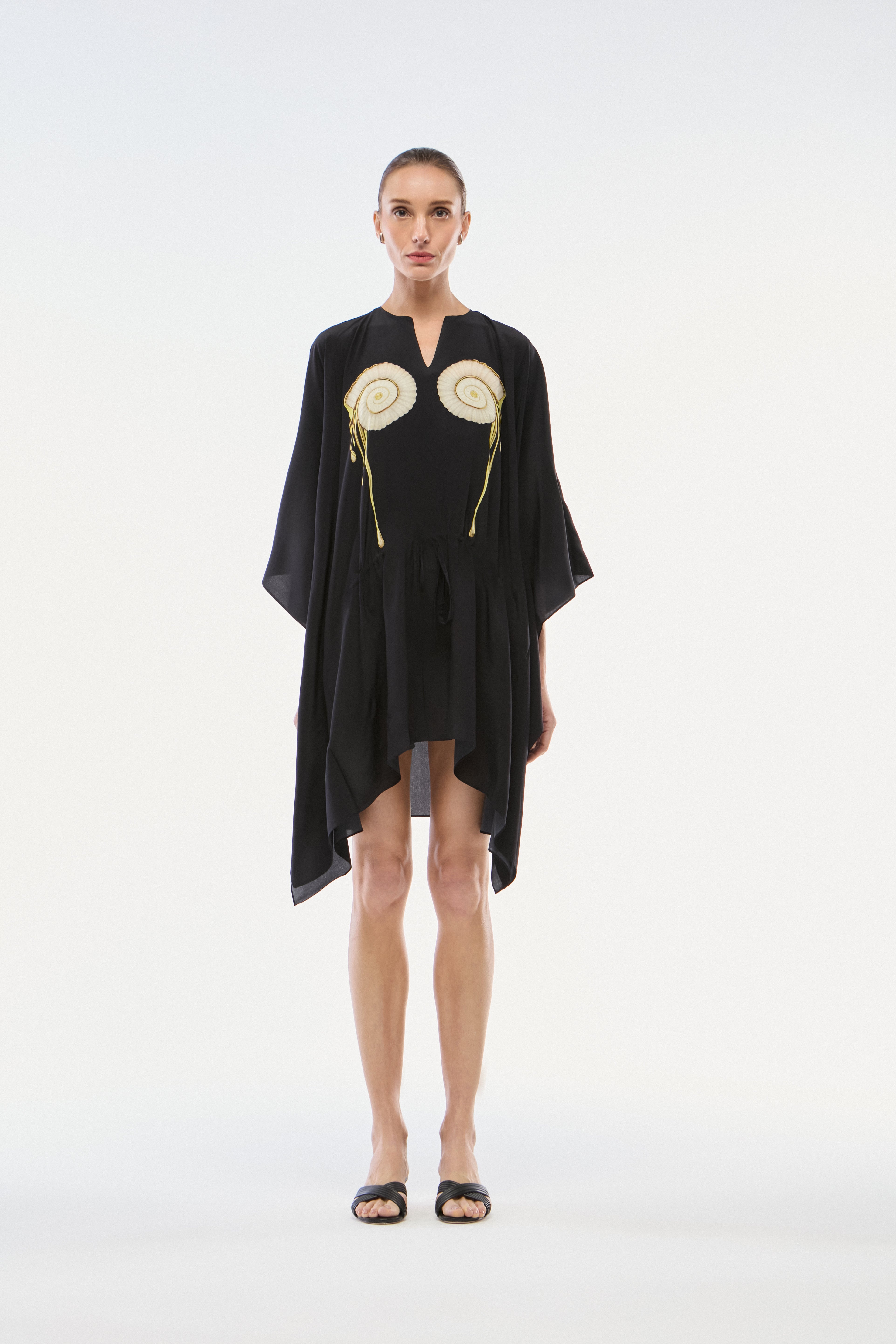 KAFTAN CURTO SEDA CARACOL PRETO