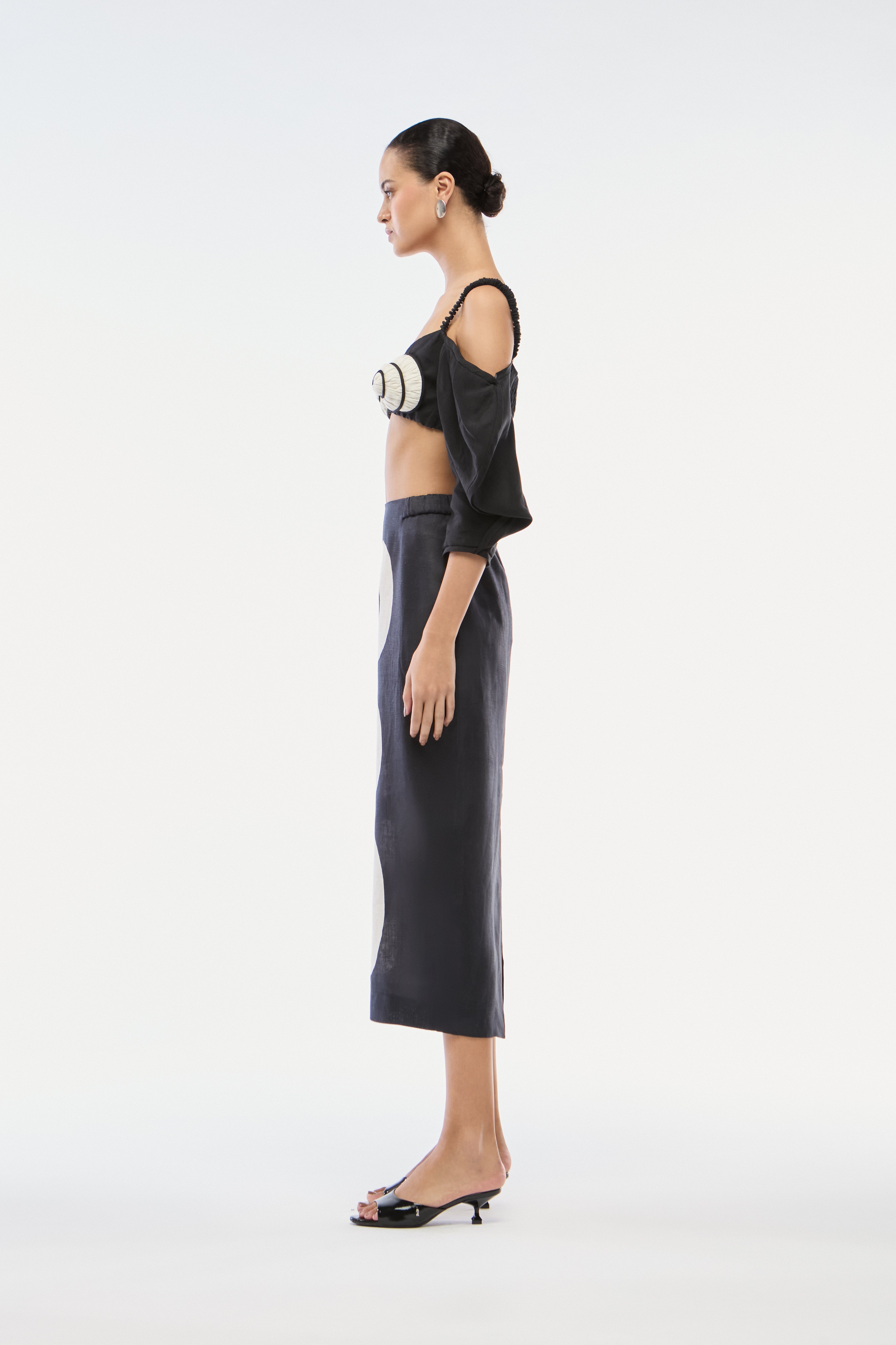 TOP CROPPED LINHO CARACOL PRETO