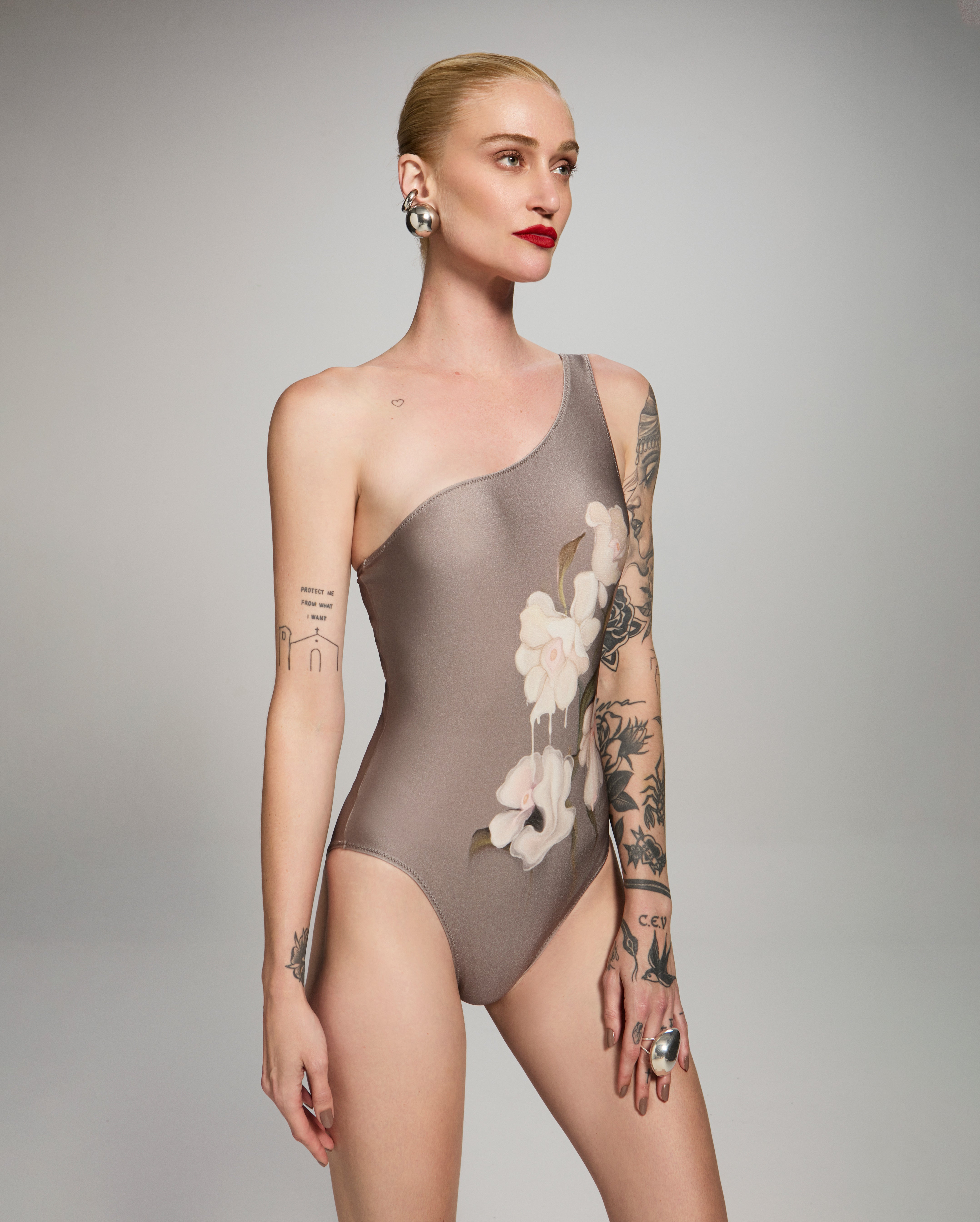 MAIO OMBRO SO FLOWER CINZA
