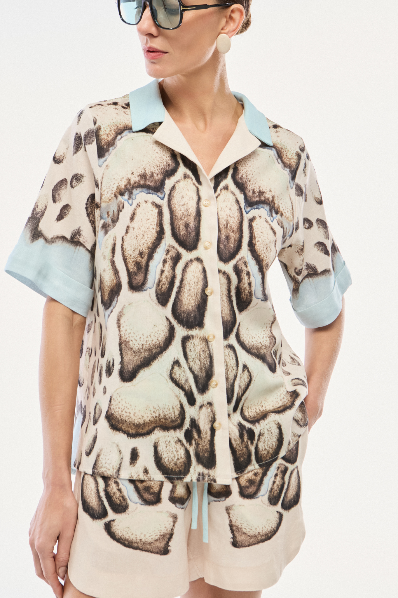 SHORTS LINHO SKIN BARRADO