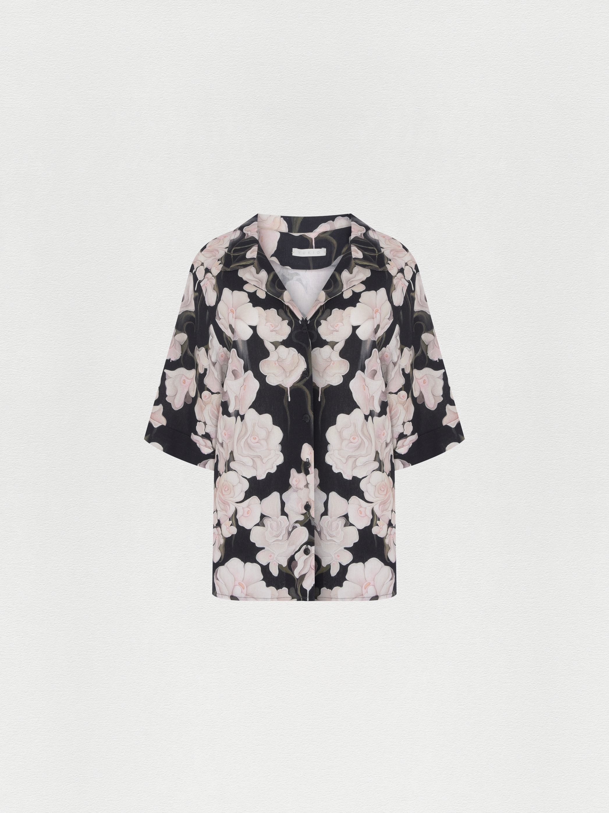 CAMISA MANGA CURTA FLOWER PRETO